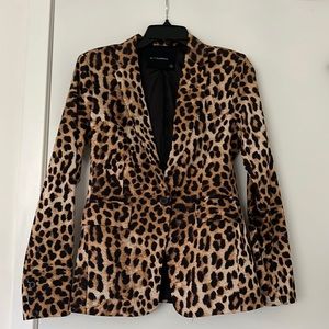 Animal print fitted blazer